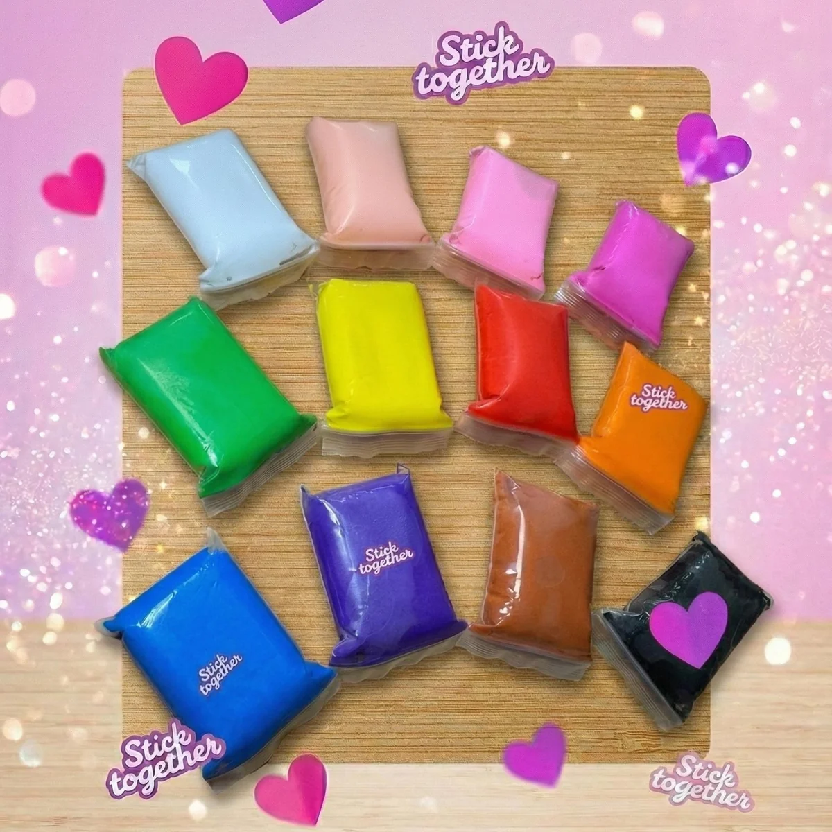 Los 12 colores de plastilina del kit